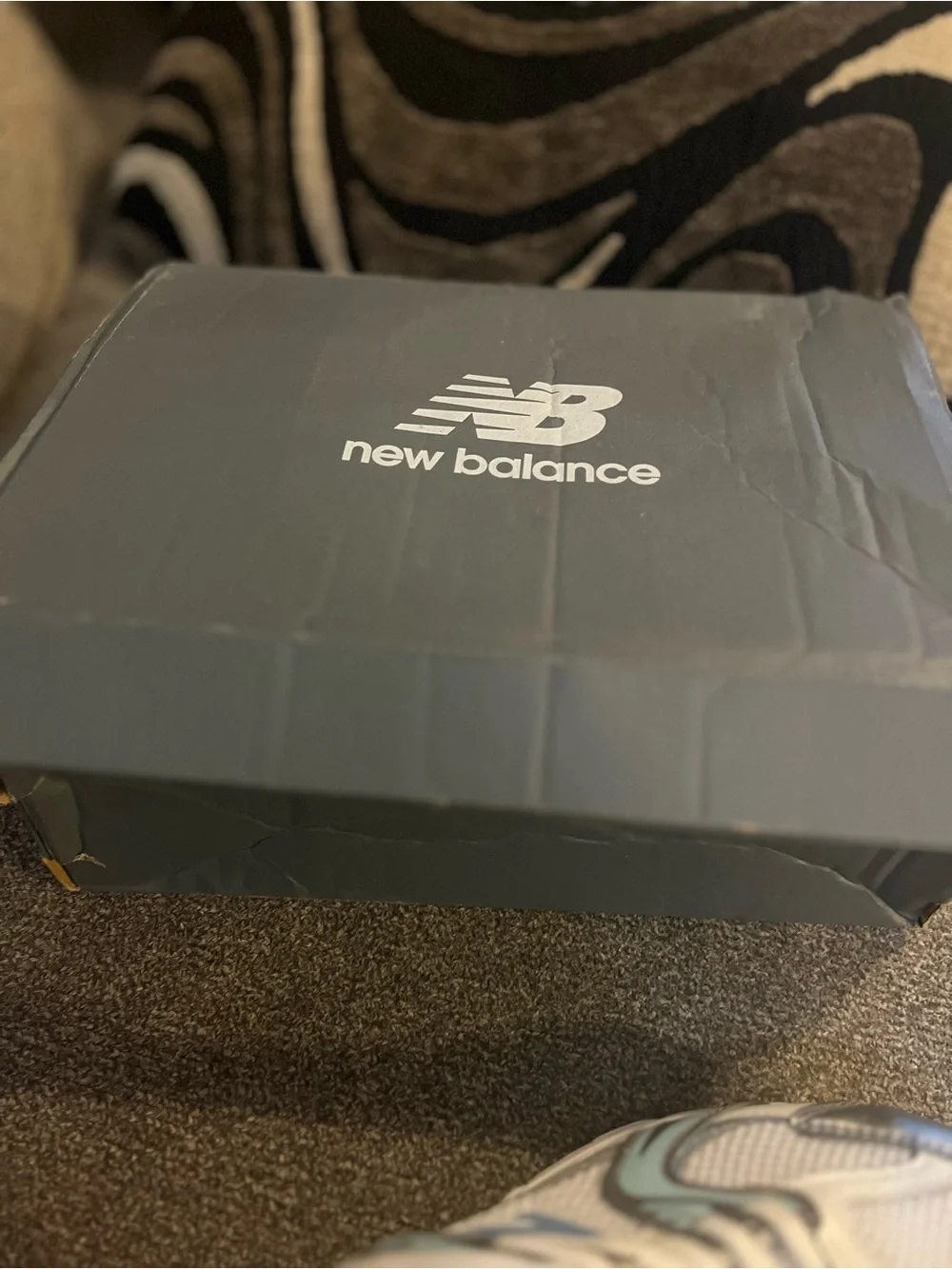 No lace New Balance Kids Light Blue & White Running Sneakers